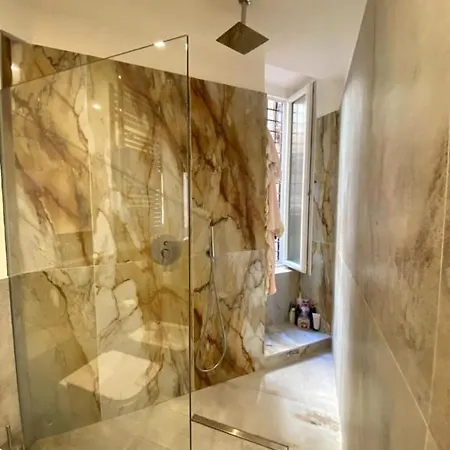 Art Atelier Vitelleschi דירה