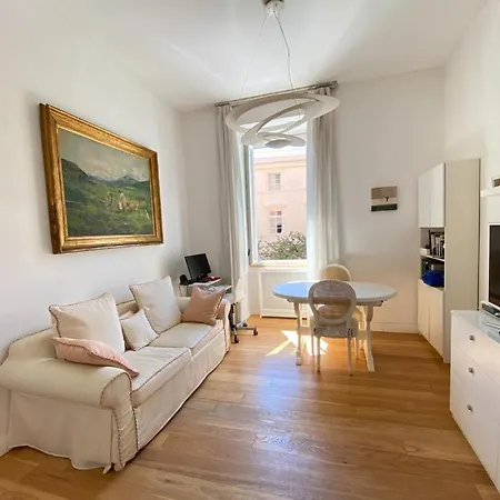 Art Atelier Vitelleschi דירה *