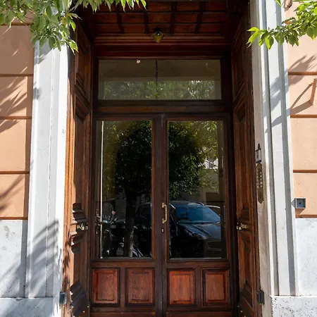 Art Atelier Vitelleschi דירה *