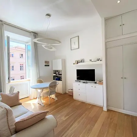 Art Atelier Vitelleschi * רומא