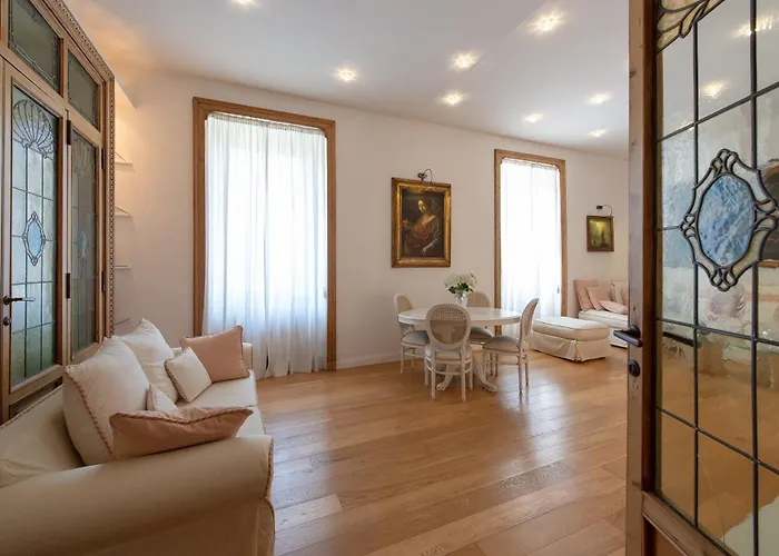 Art Atelier Vitelleschi Apartmán *